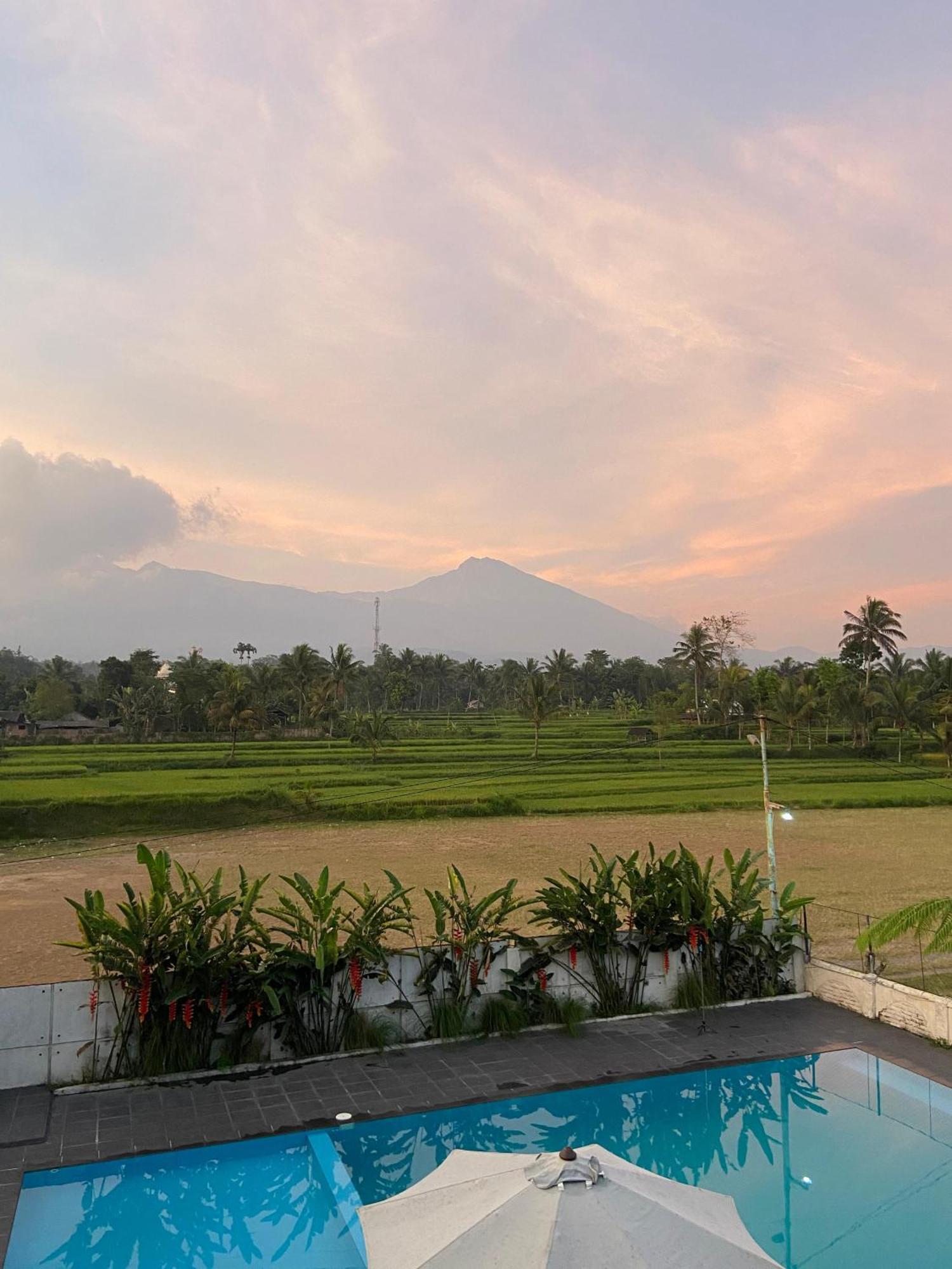 Pondok Tetebatu Cottages And Cafe Exterior foto